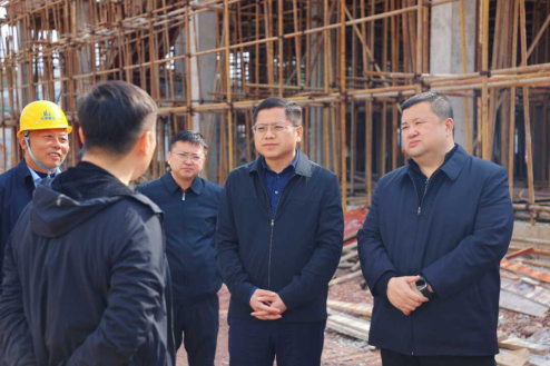 倪卫春伊文斌调研推进重点项目建设