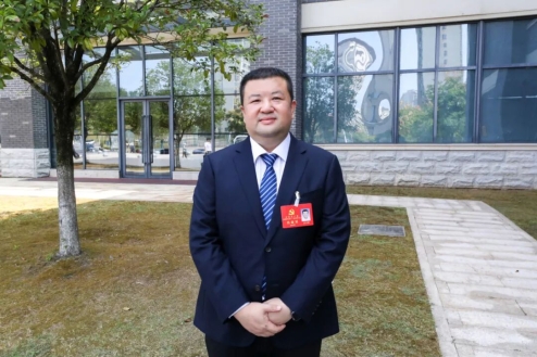 党代表专访丨在工业贡献上挑大梁 在开放创新上勇争先 在...